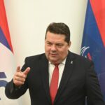 (FOTO) Slogan predsjedika US postao viralan: Braćo moja podignimo glavu, kako vidim Stevandić je u pravu!