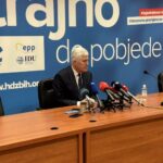 Vučić: Nova vlada ili izbori