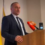 Pare padaju s neba: Tramp objavio svoju viziju Gaze