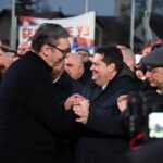 (FOTO) Dan državnosti: Položeni cijenci na spomenik Karađorđu